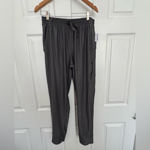 Men’s M Old Navy Active Sweatpants Joggers Bundle Gray Tapered Zip Pocket 2-Pack - Picture 2 of 14